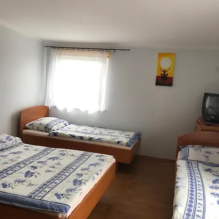 Pod Borowikiem Affittacamere 3*